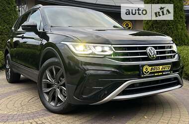 Внедорожник / Кроссовер Volkswagen Tiguan 2021 в Львове