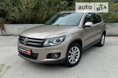 Позашляховик / Кросовер Volkswagen Tiguan 2014 в Києві