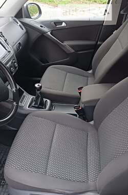 Внедорожник / Кроссовер Volkswagen Tiguan 2008 в 