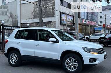 Внедорожник / Кроссовер Volkswagen Tiguan 2012 в Одессе