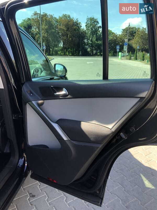 Позашляховик / Кросовер Volkswagen Tiguan 2008 в Житомирі