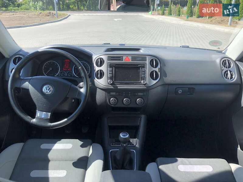 Позашляховик / Кросовер Volkswagen Tiguan 2008 в Житомирі