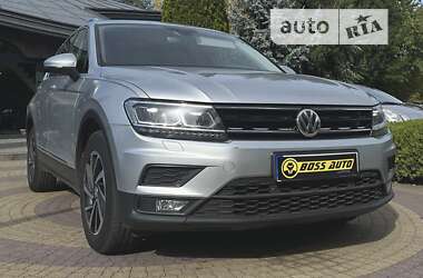 Позашляховик / Кросовер Volkswagen Tiguan 2018 в Львові