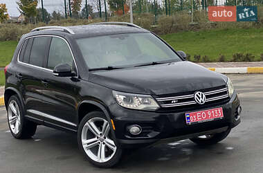 Позашляховик / Кросовер Volkswagen Tiguan 2015 в Ірпені