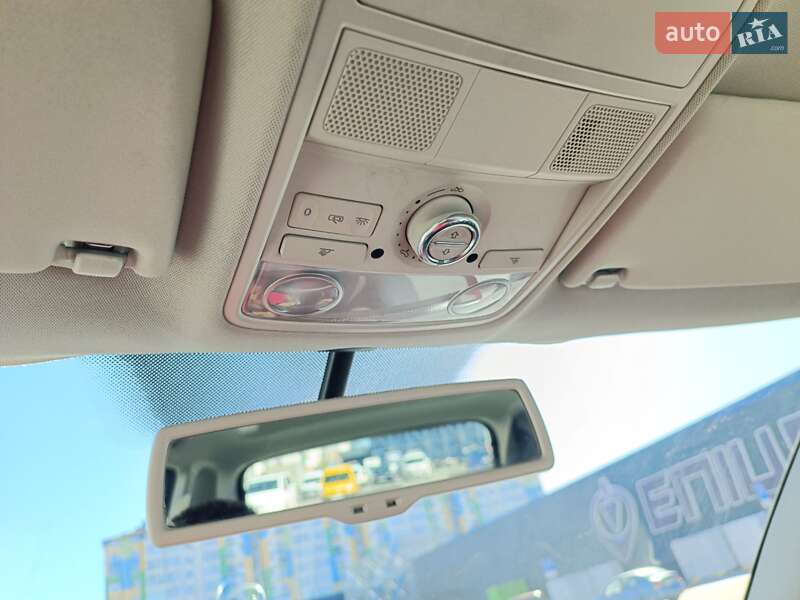 Внедорожник / Кроссовер Volkswagen Tiguan 2010 в Ивано-Франковске