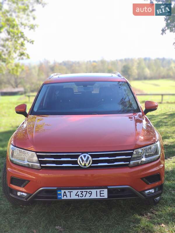 Внедорожник / Кроссовер Volkswagen Tiguan 2017 в Ивано-Франковске