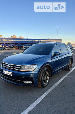 Внедорожник / Кроссовер Volkswagen Tiguan 2017 в Киеве