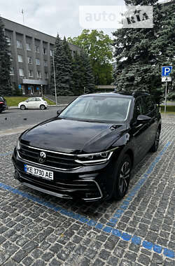 Внедорожник / Кроссовер Volkswagen Tiguan 2022 в Днепре