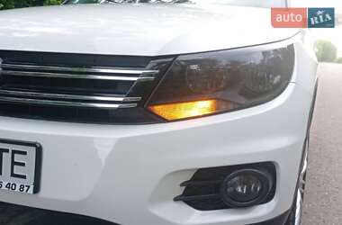 Внедорожник / Кроссовер Volkswagen Tiguan 2011 в 