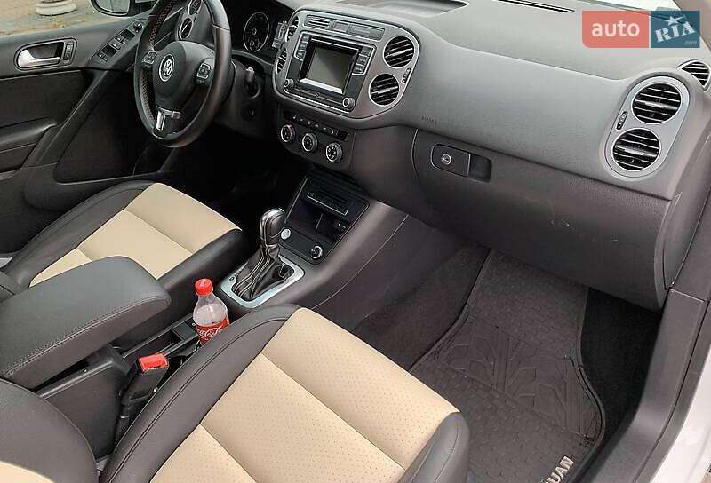Внедорожник / Кроссовер Volkswagen Tiguan 2016 в Киеве фото 43 Внедорожник / Кроссовер Volkswagen Tiguan 2016 в Киеве