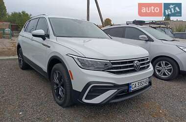 Позашляховик / Кросовер Volkswagen Tiguan 2022 в Черкасах