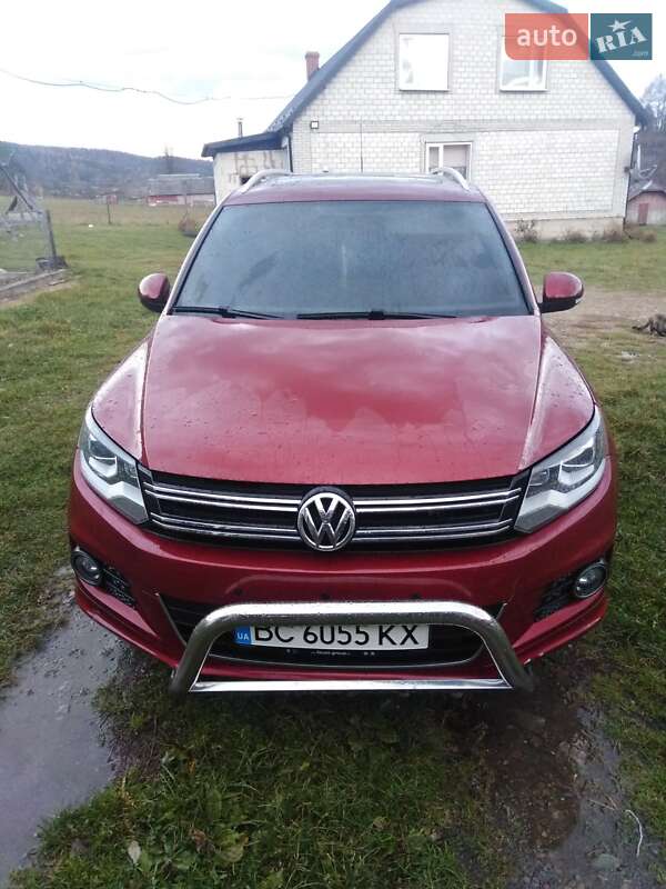Внедорожник / Кроссовер Volkswagen Tiguan 2009 в Старом Самборе