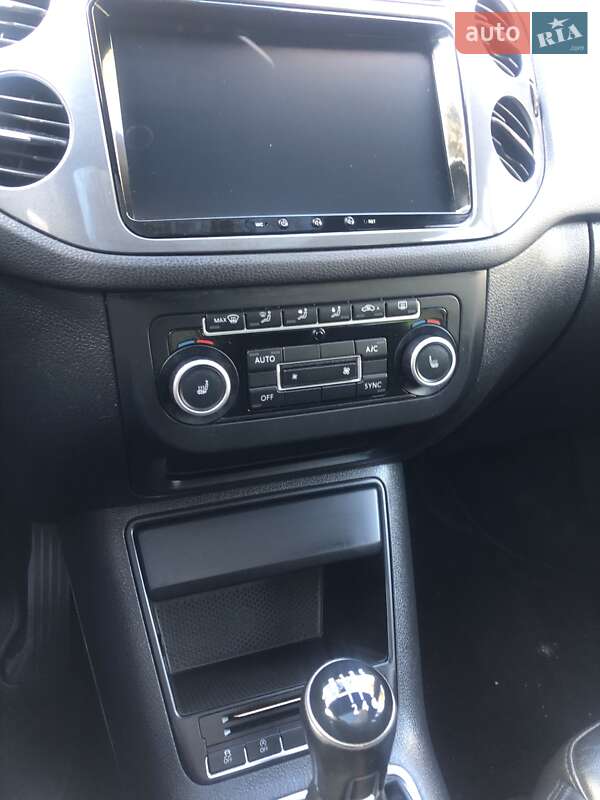 Внедорожник / Кроссовер Volkswagen Tiguan 2012 в Хмельницком фото 6 Внедорожник / Кроссовер Volkswagen Tiguan 2012 в Хмельницком