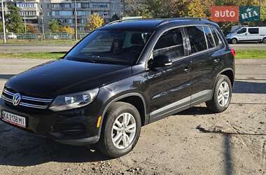 Внедорожник / Кроссовер Volkswagen Tiguan 2016 в Киеве