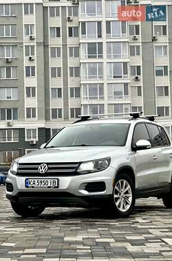 Позашляховик / Кросовер Volkswagen Tiguan 2017 в Ірпені