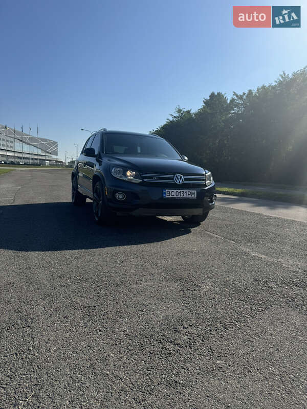 Внедорожник / Кроссовер Volkswagen Tiguan 2016 в Львове