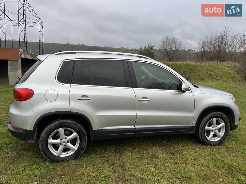 Внедорожник / Кроссовер Volkswagen Tiguan 2012 в Чорткове
