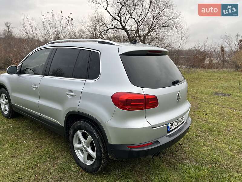 Внедорожник / Кроссовер Volkswagen Tiguan 2012 в Чорткове