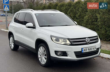 Позашляховик / Кросовер Volkswagen Tiguan 2015 в Луцьку