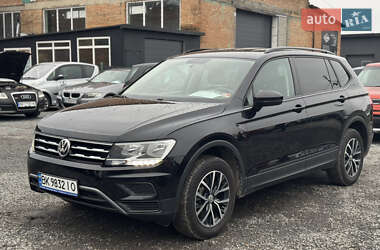 Позашляховик / Кросовер Volkswagen Tiguan 2021 в Рівному