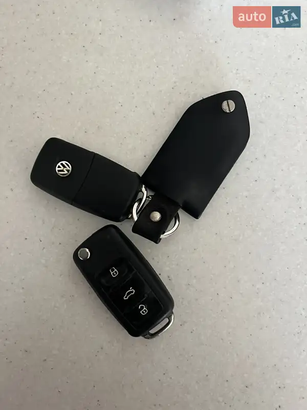 Внедорожник / Кроссовер Volkswagen Tiguan 2010 в Хмельницком документ 7 фото Внедорожник / Кроссовер Volkswagen Tiguan 2010 в Хмельницком документ