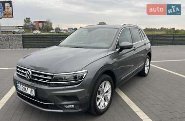 Внедорожник / Кроссовер Volkswagen Tiguan 2020 в 