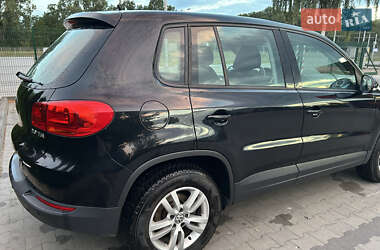 Позашляховик / Кросовер Volkswagen Tiguan 2013 в Смілі