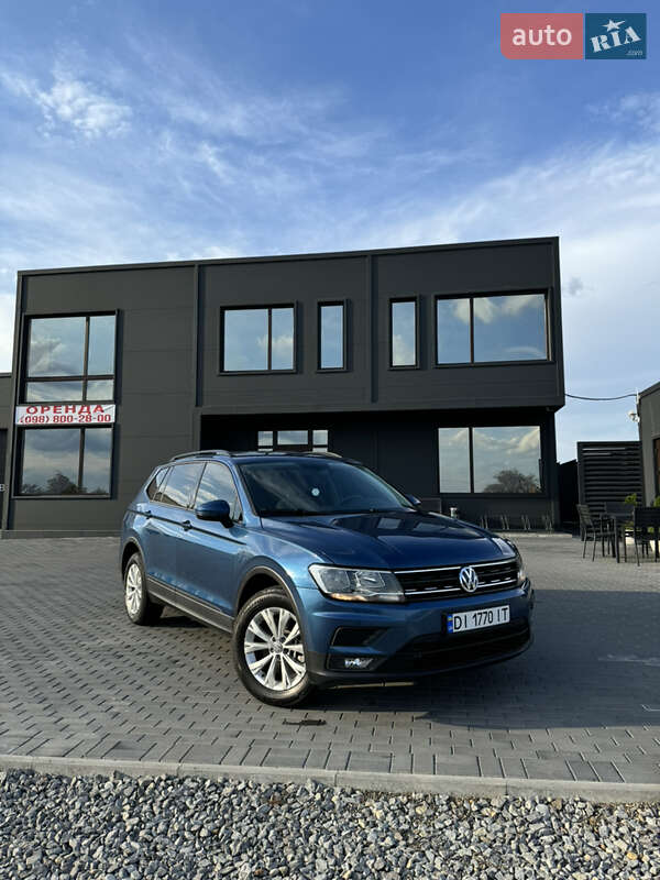Внедорожник / Кроссовер Volkswagen Tiguan 2018 в Глыбокой