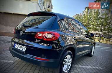 Внедорожник / Кроссовер Volkswagen Tiguan 2011 в Ивано-Франковске