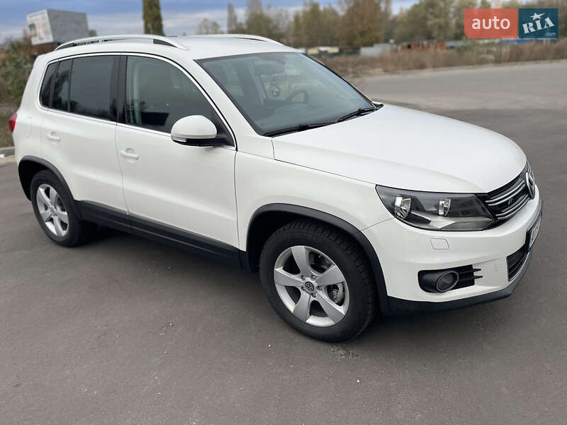 Внедорожник / Кроссовер Volkswagen Tiguan 2012 в Киеве