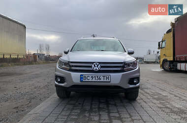 Внедорожник / Кроссовер Volkswagen Tiguan 2015 в Львове