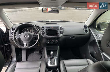 Внедорожник / Кроссовер Volkswagen Tiguan 2013 в Буче