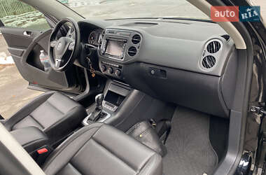 Внедорожник / Кроссовер Volkswagen Tiguan 2013 в Буче