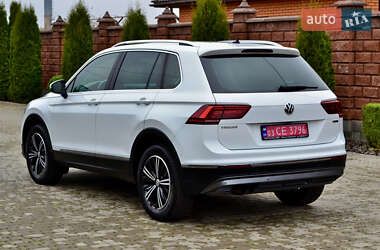 Внедорожник / Кроссовер Volkswagen Tiguan 2018 в Ровно