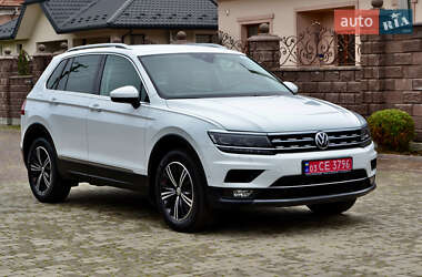 Внедорожник / Кроссовер Volkswagen Tiguan 2018 в Ровно