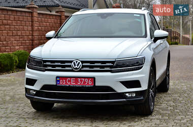 Внедорожник / Кроссовер Volkswagen Tiguan 2018 в Ровно