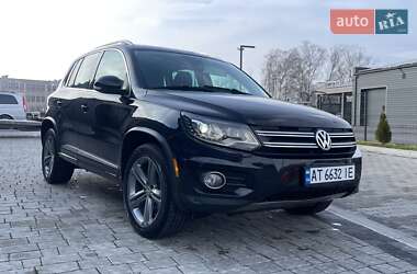 Внедорожник / Кроссовер Volkswagen Tiguan 2016 в Ивано-Франковске