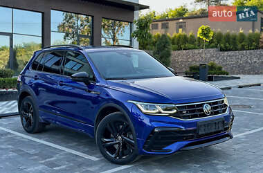 Внедорожник / Кроссовер Volkswagen Tiguan 2021 в Хмельницком