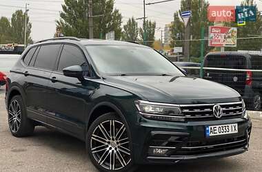 Внедорожник / Кроссовер Volkswagen Tiguan 2017 в Днепре