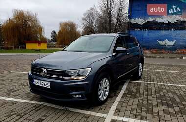 Внедорожник / Кроссовер Volkswagen Tiguan 2019 в Луцке