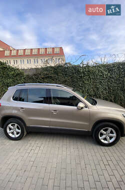 Позашляховик / Кросовер Volkswagen Tiguan 2013 в Тернополі