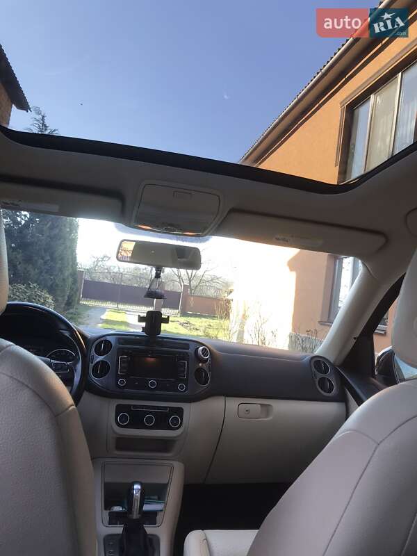 Внедорожник / Кроссовер Volkswagen Tiguan 2012 в Мукачево