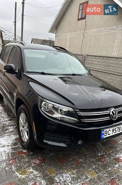 Внедорожник / Кроссовер Volkswagen Tiguan 2016 в 