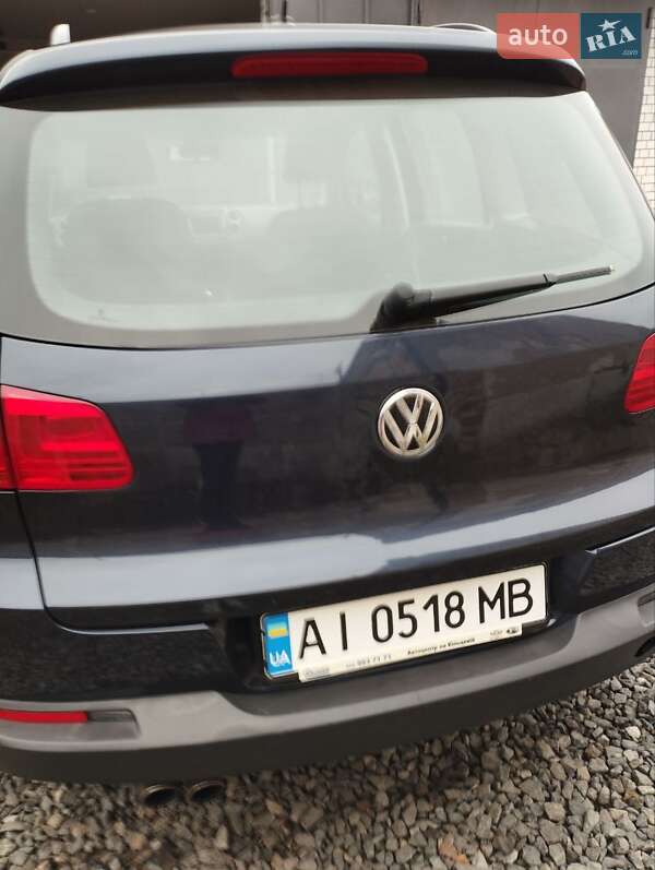 Позашляховик / Кросовер Volkswagen Tiguan 2016 в Чернігові