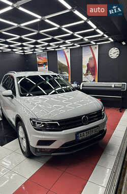 Внедорожник / Кроссовер Volkswagen Tiguan 2019 в Киеве