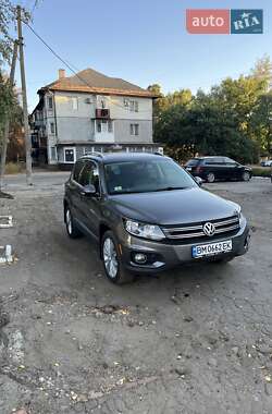 Внедорожник / Кроссовер Volkswagen Tiguan 2014 в Сумах