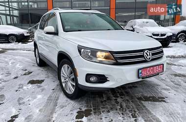 Внедорожник / Кроссовер Volkswagen Tiguan 2014 в Львове