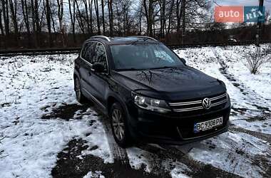 Внедорожник / Кроссовер Volkswagen Tiguan 2017 в Львове