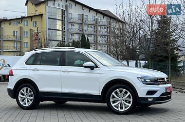 Внедорожник / Кроссовер Volkswagen Tiguan 2018 в Львове