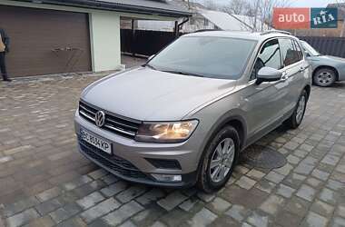 Позашляховик / Кросовер Volkswagen Tiguan 2016 в Львові